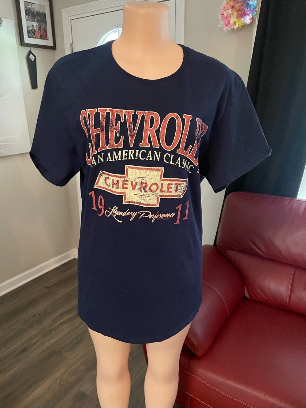 Chevrolet American classic car Navy Graphic Tee - Vintage Logo Large